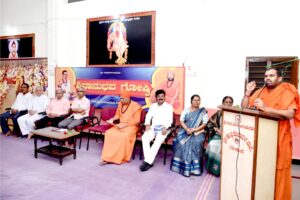 ಗೋಕಾಕ:ಮನುಷ್ಯನನ್ನು ಮಾನವನನ್ನಾಗಿ ಮಾಡುವುದೇ ನಿಜವಾದ ಧರ್ಮ : ಬಸವ ಪ್ರಭು ಸ್ವಾಮೀಜಿ
