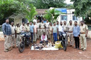 ಗೋಕಾಕ:ಶ್ರೀಗಂಧ ಅಕ್ರಮ ದಾಸ್ತಾನು: ಆರೋಪಿ ಬಂಧನ